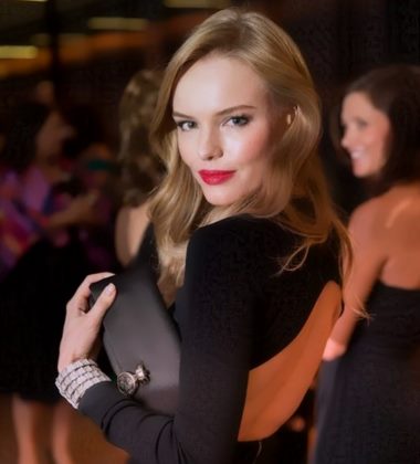 a photo of Kate Bosworth in a black dress